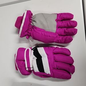 The children place Girls winter gloves Color Pink size S/M